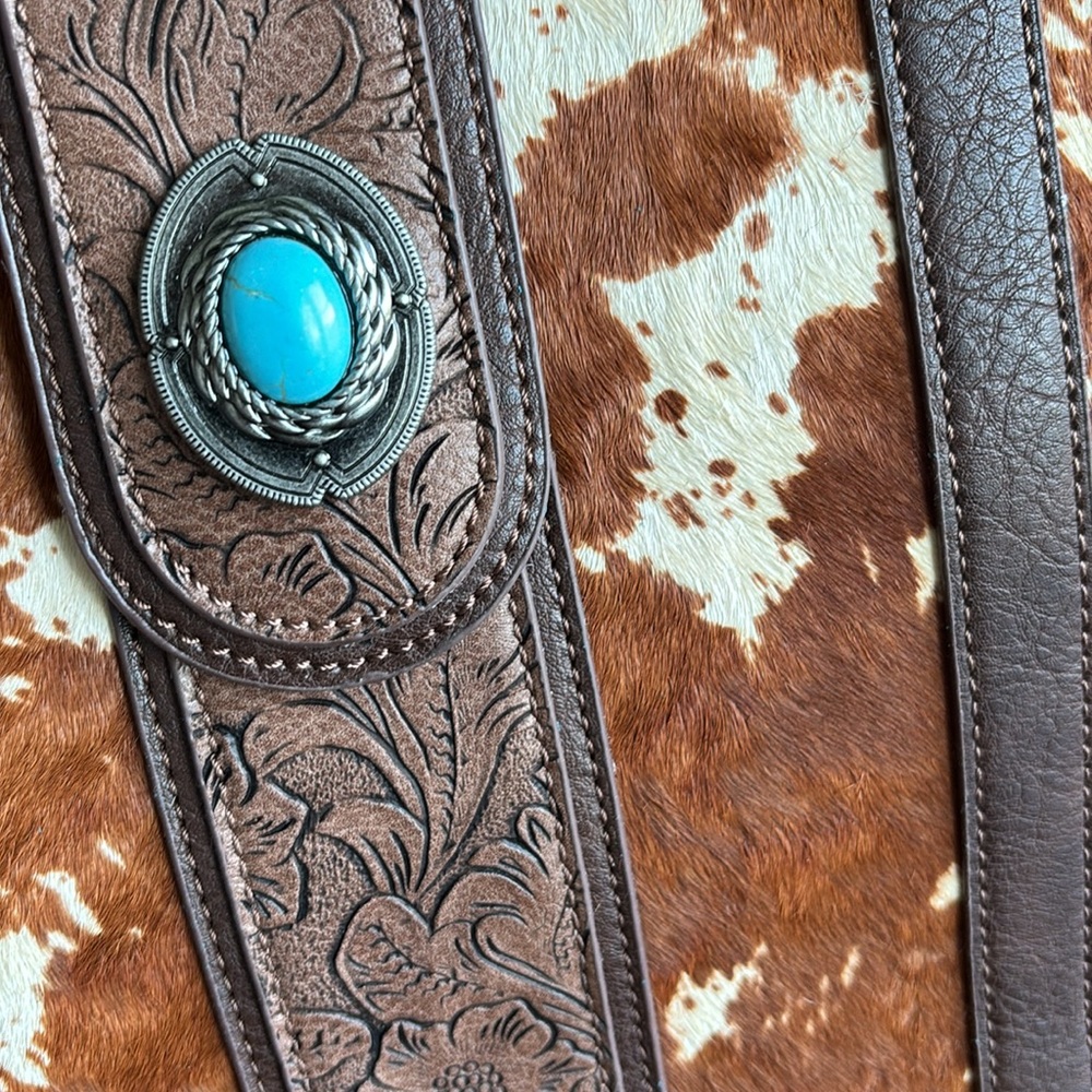 Tony Lama Conceal Carry tote,calf hair,snap:zip close,card slots,shoulder strap - Picture 3 of 15